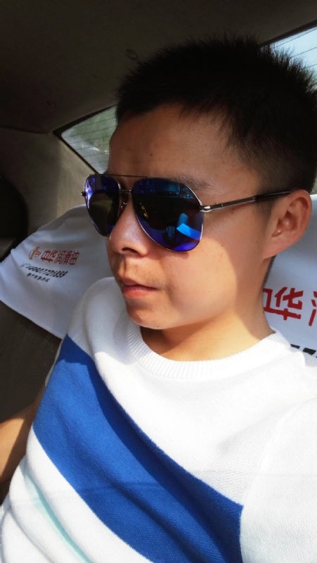 Joker的第一张照片--湖北认干亲服务网