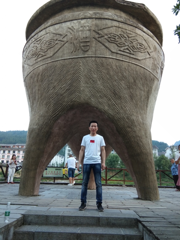 致青春的第一张照片--湖北认干亲服务网