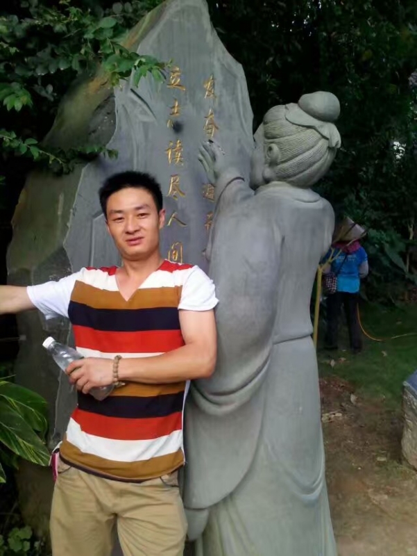 相依相伴的第一张照片--湖北认干亲服务网