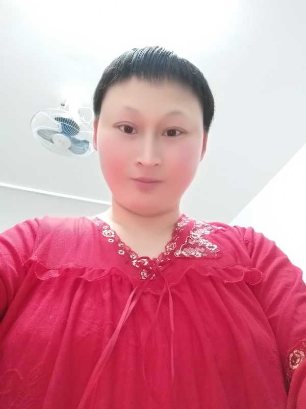 彩虹姐姐永不言弃的第一张照片--湖北认干亲服务网