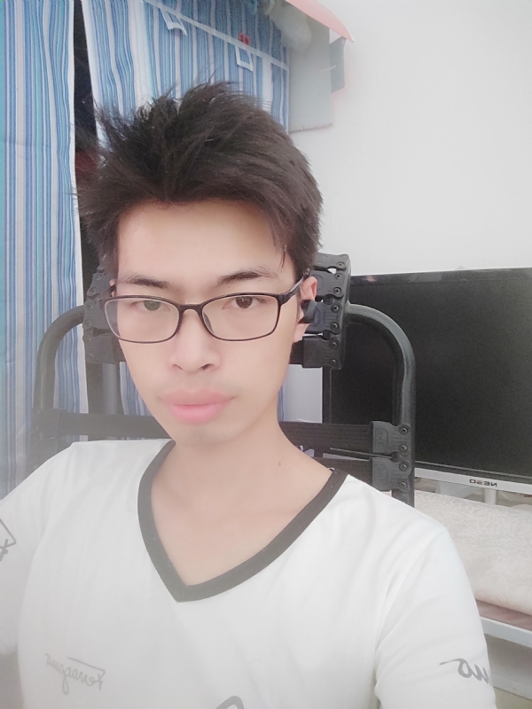 木头人的第一张照片--湖北认干亲服务网