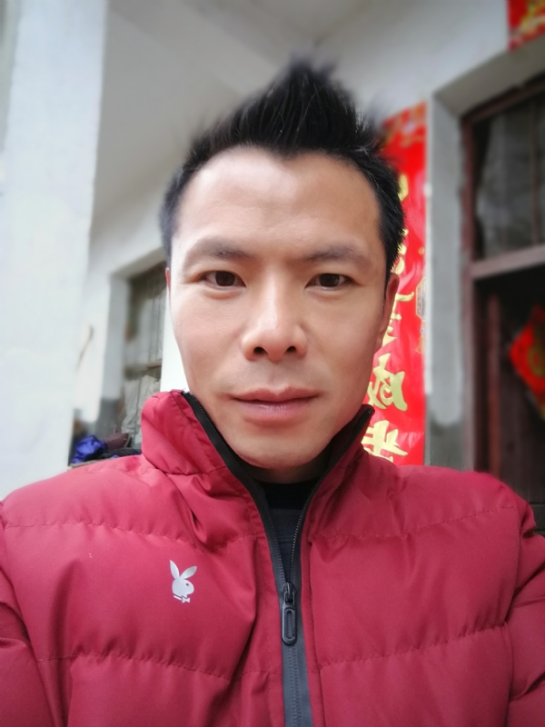 一起好好过日子的第一张照片--湖北认干亲服务网