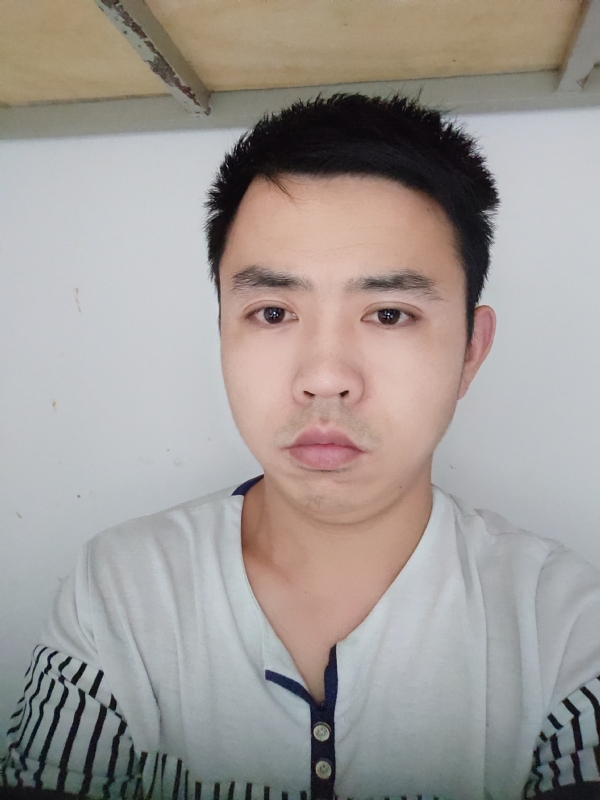 老男孩的第一张照片--湖北认干亲服务网