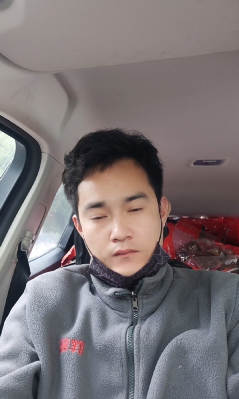 冷锋的第一张照片--湖北认干亲服务网