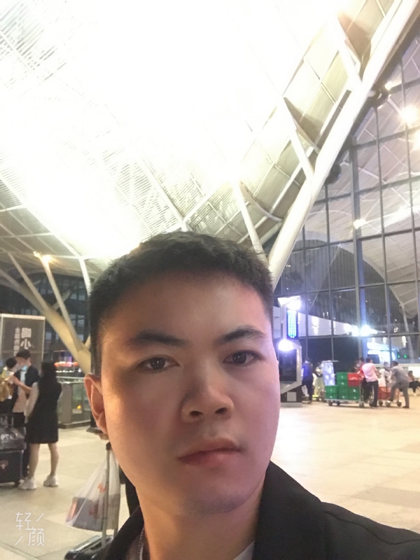 骑马的快乐的第一张照片--湖北认干亲服务网