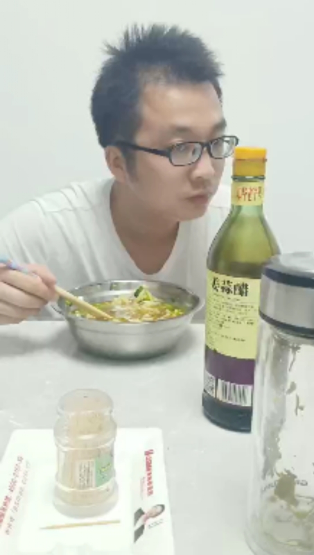 超超的第一张照片--湖北认干亲服务网