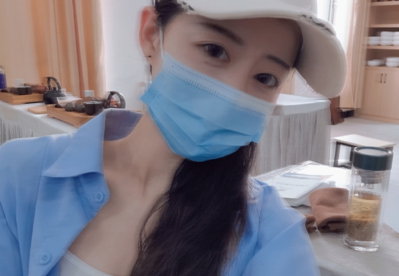 木头人的第一张照片--湖北认干亲服务网