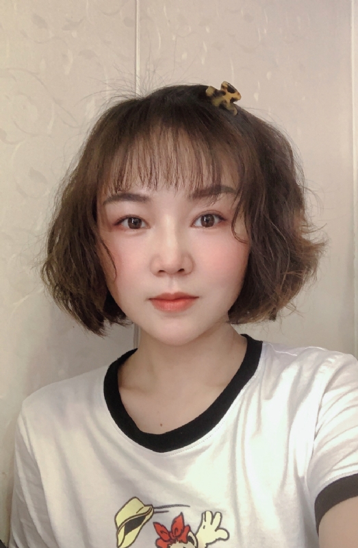 Faviana的第一张照片--湖北认干亲服务网