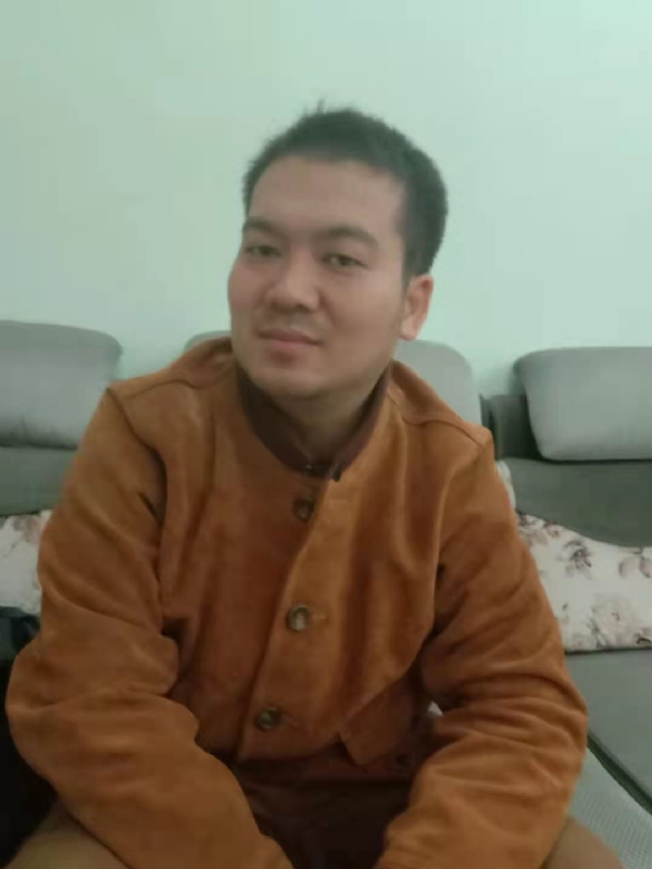 艺民的第一张照片--湖北认干亲服务网