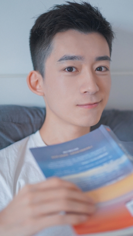 顾飞的第四张照片--湖北认干亲服务网