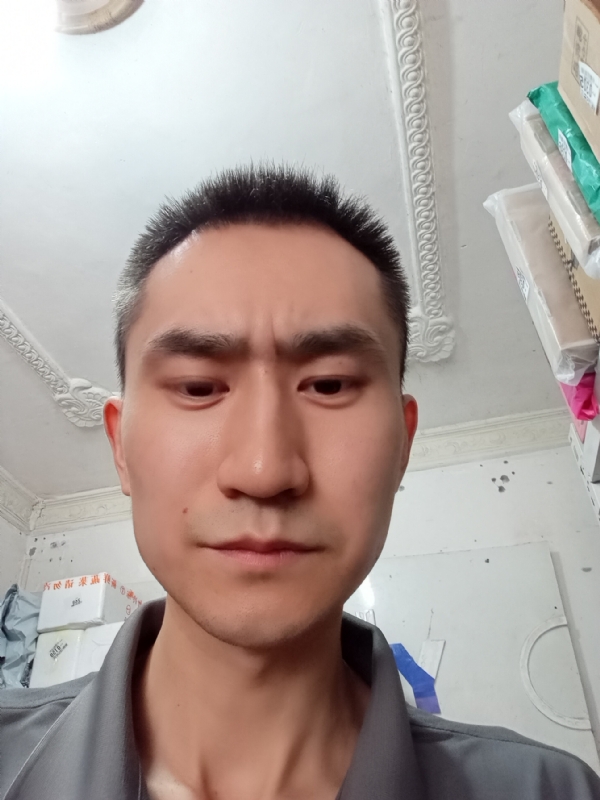 西门吹雪的第一张照片--湖北认干亲服务网