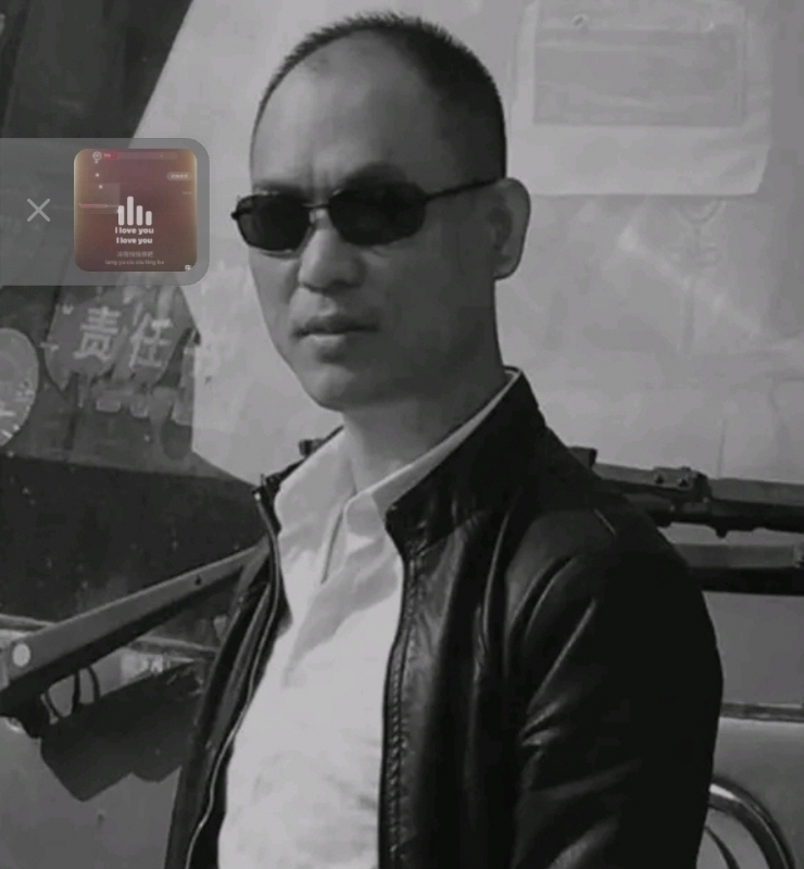 好男人的第一张照片--湖北认干亲服务网